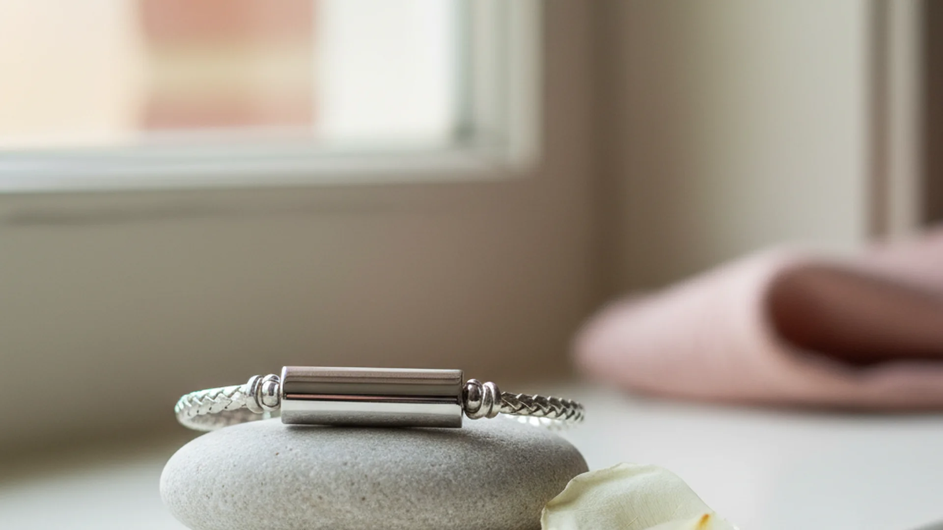 Complete Guide to Urn Bracelet Options: Keeping Memories Close